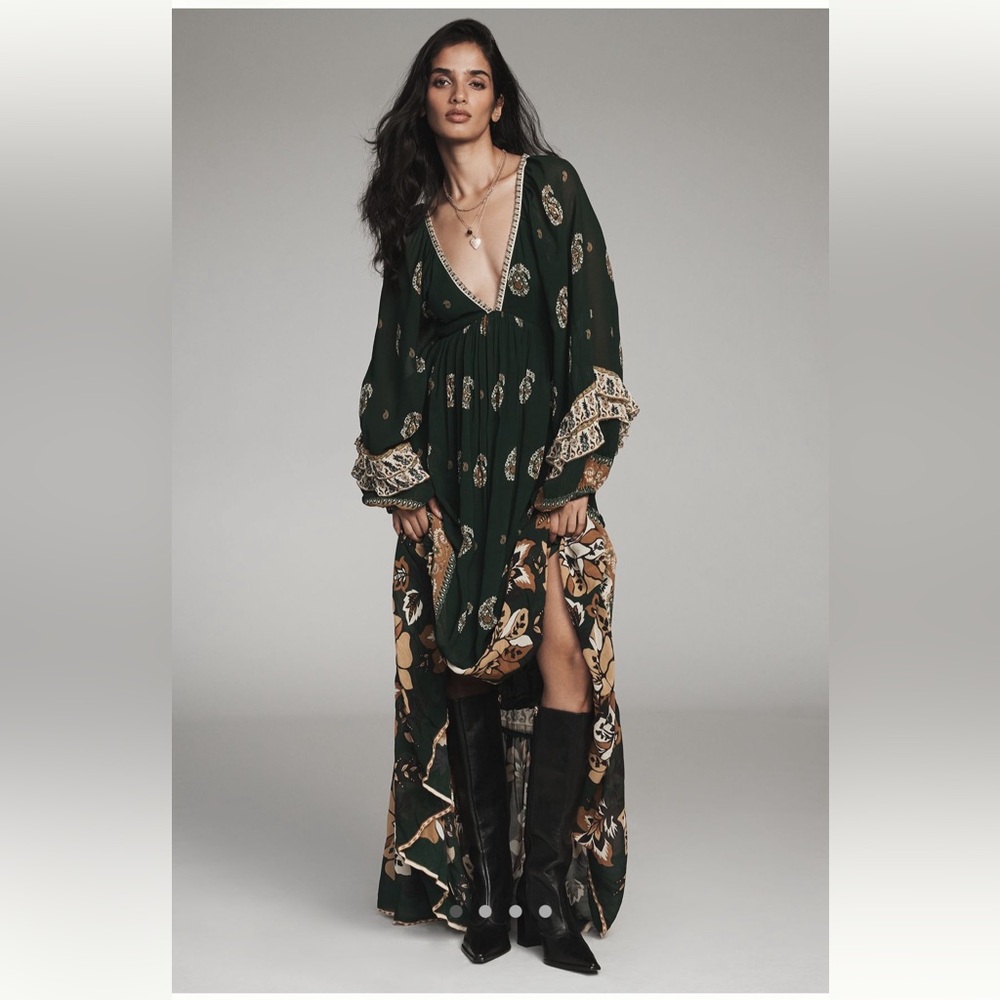 Farm Rio Ayla Long Sleeve V-Neck Green Floral Bohemian Maxi Dress